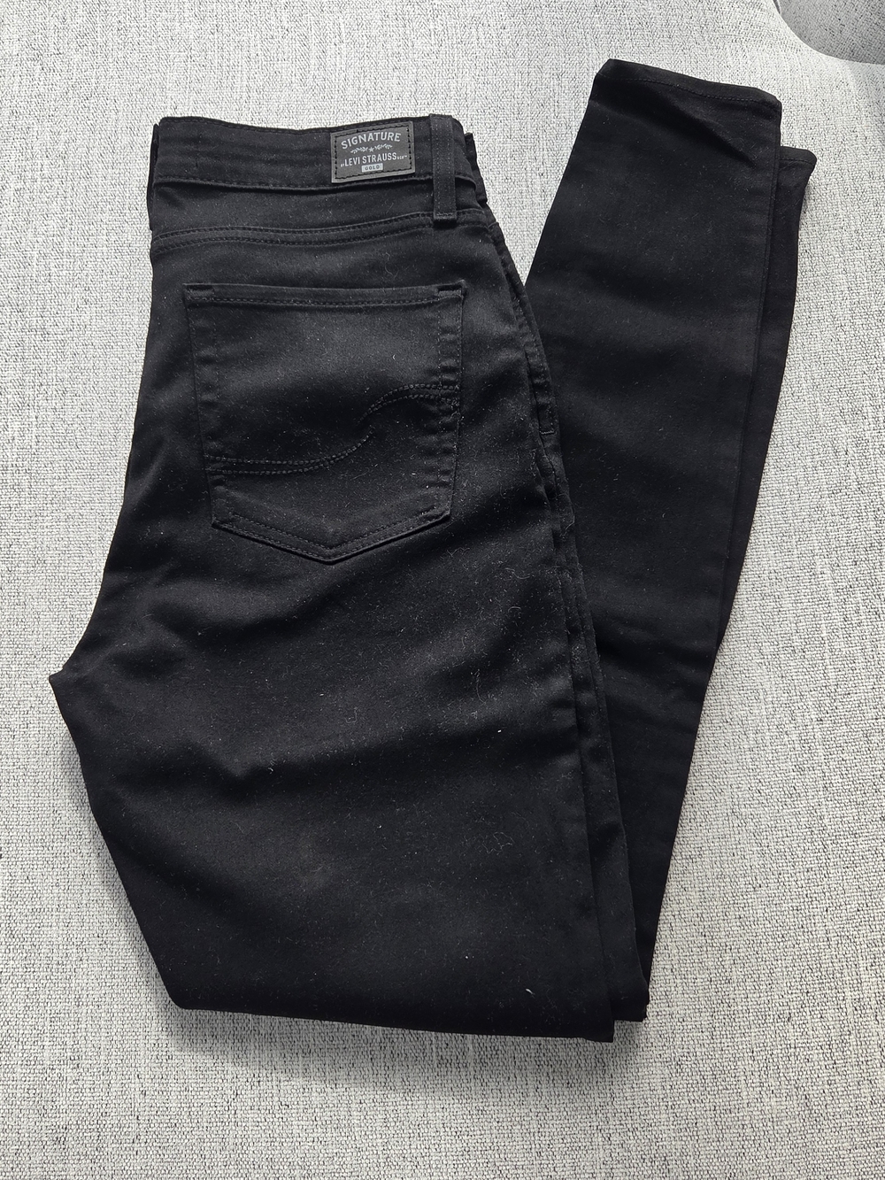 Signature by Levi Strauss Black Women's Skinny Jeans 10L or 30x32